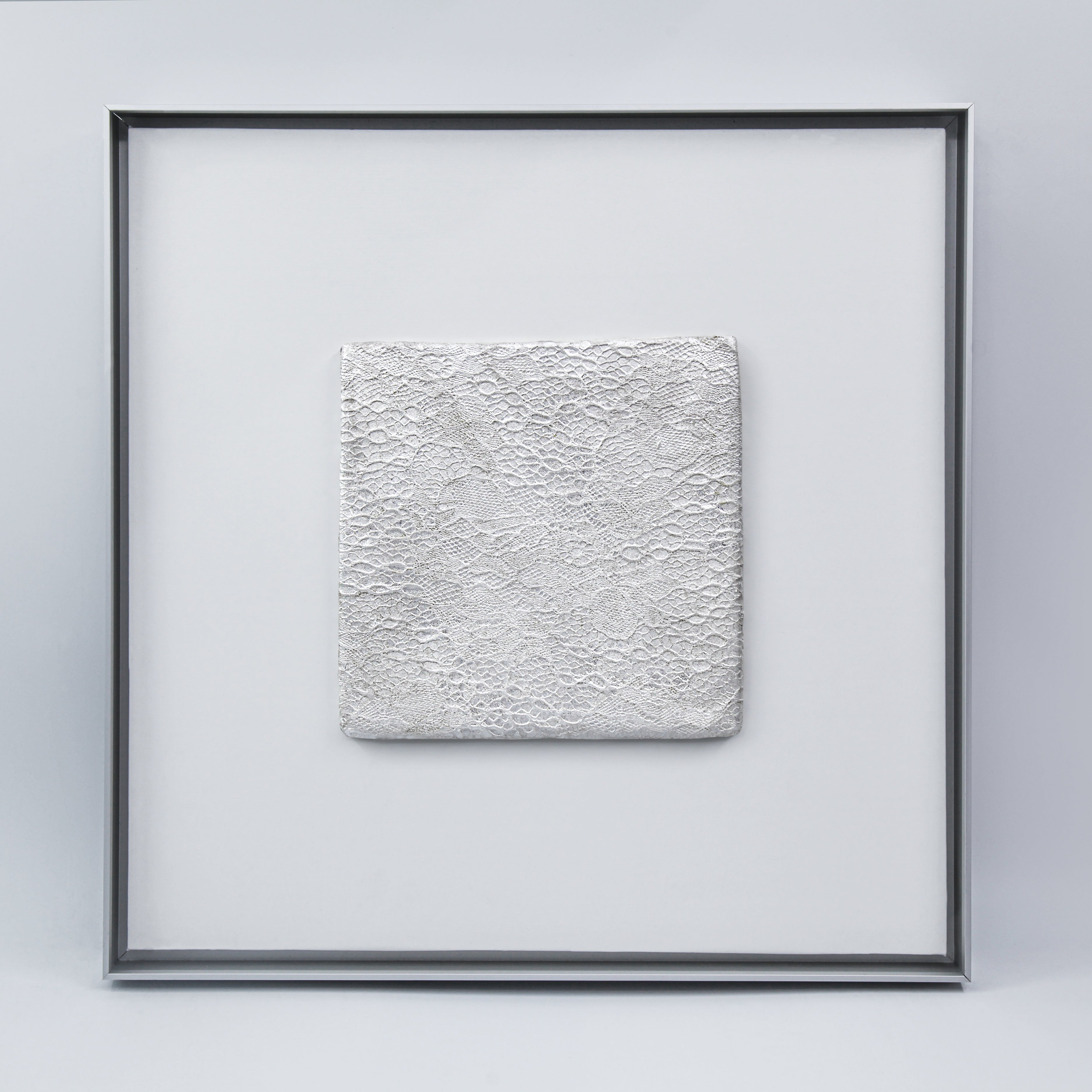 Silver Amber Radiance