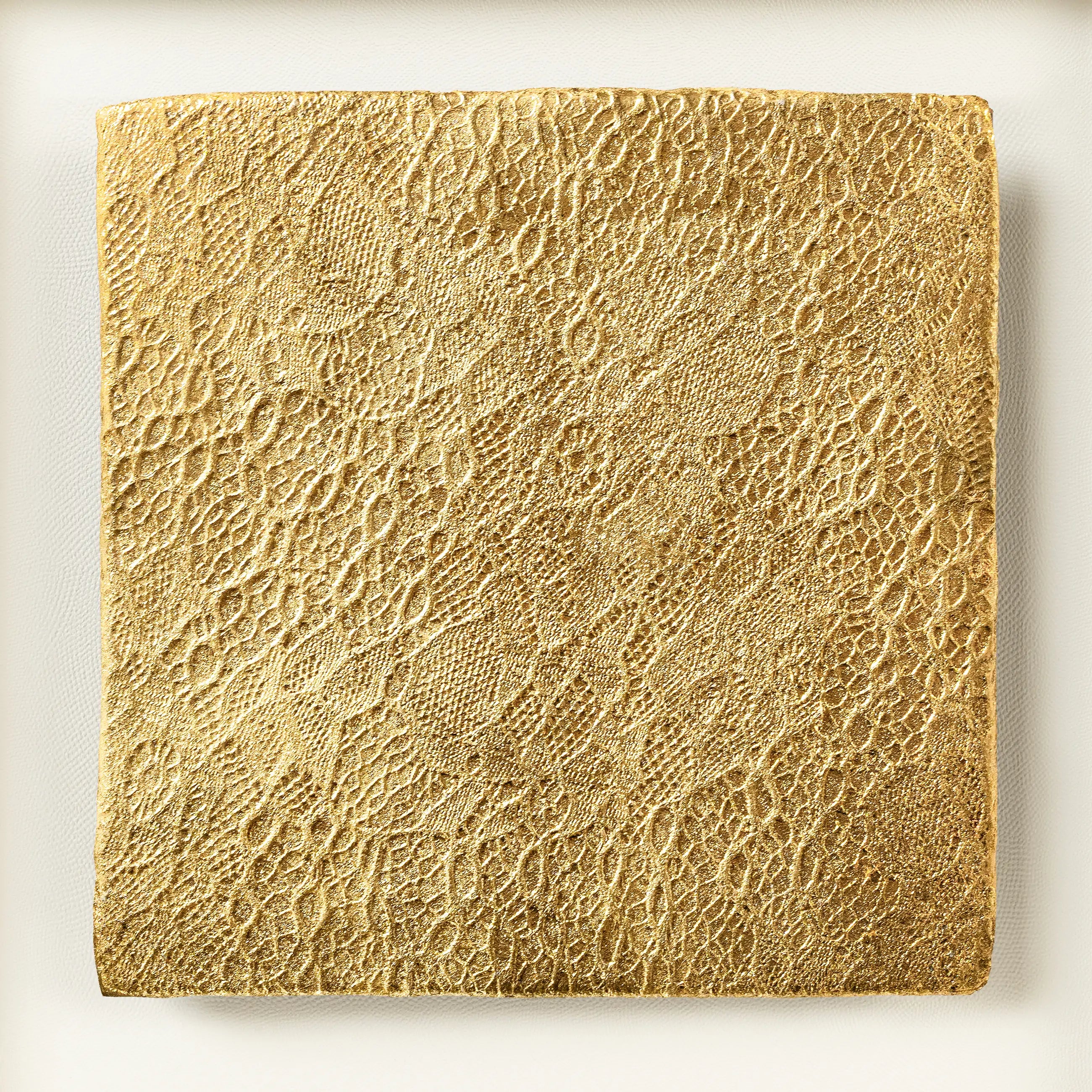Tendril — Gilded Foil · Aura Frame
