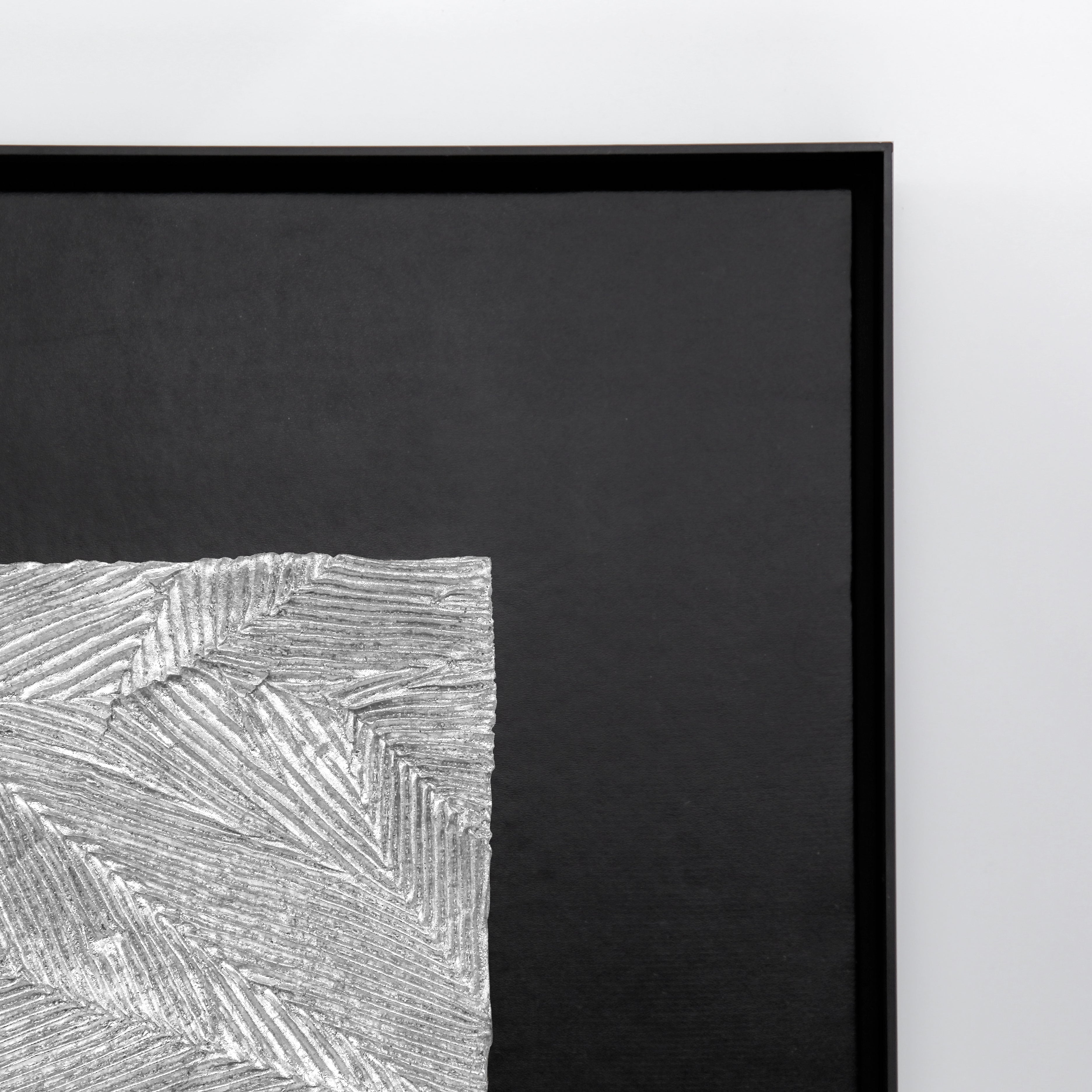 Mysterious Mirror of Clear Brilliance