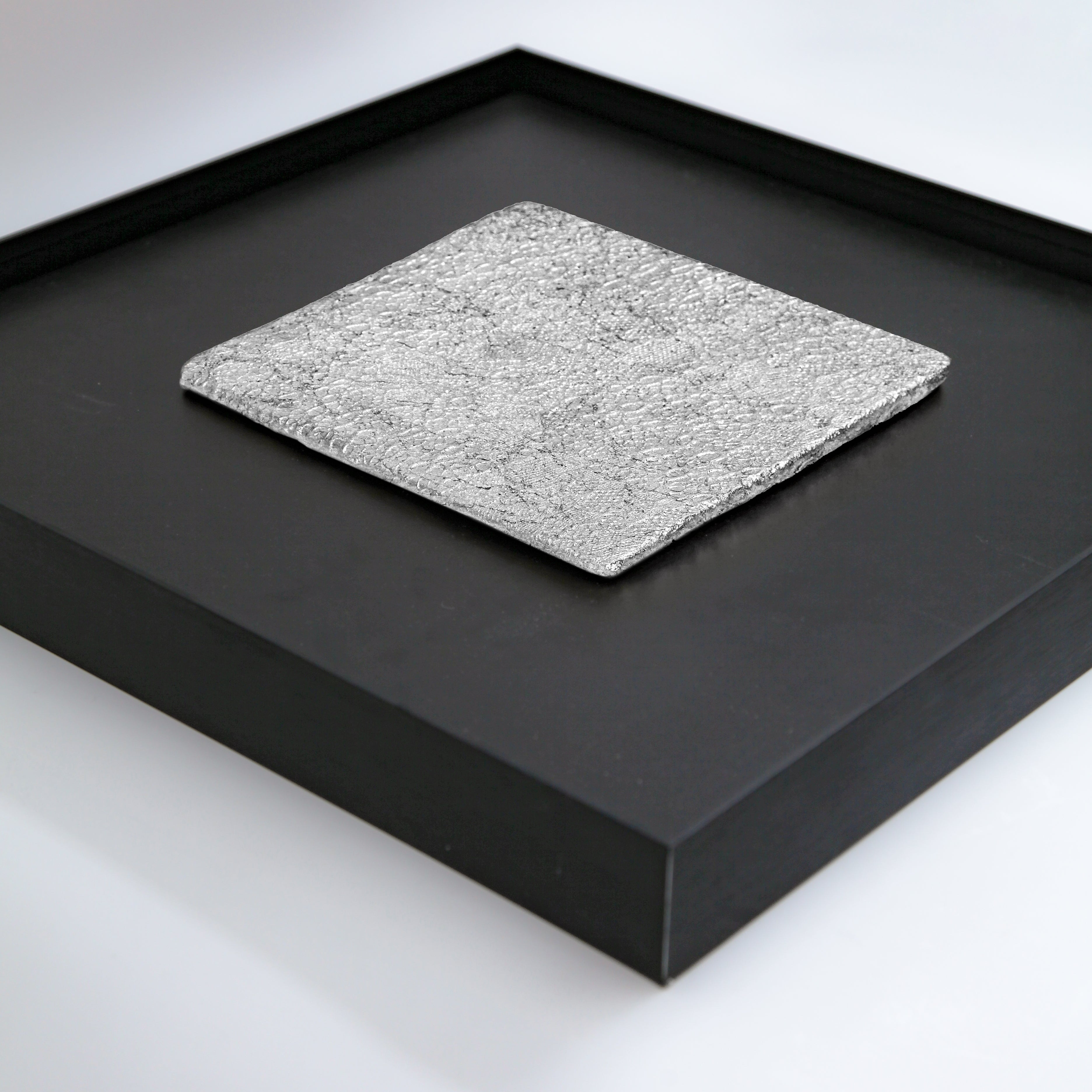 Silver Amber Radiance