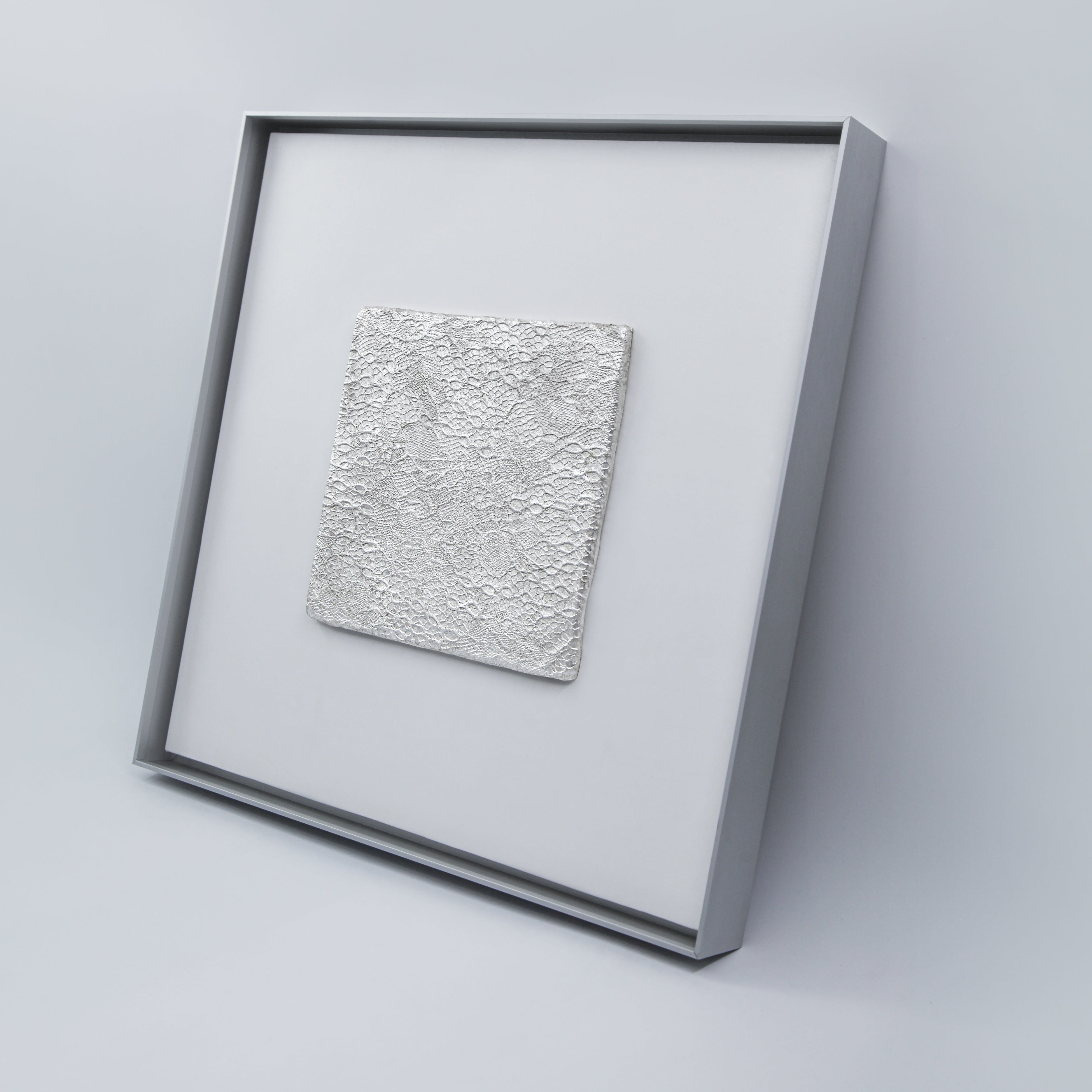 Silver Amber Radiance